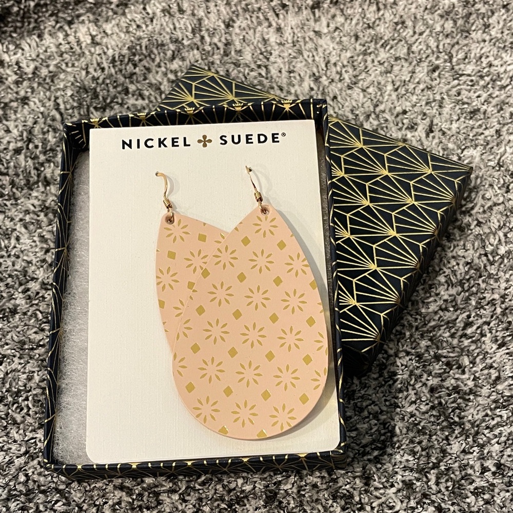 Nickel + Suede coral canyon Sedona earrings